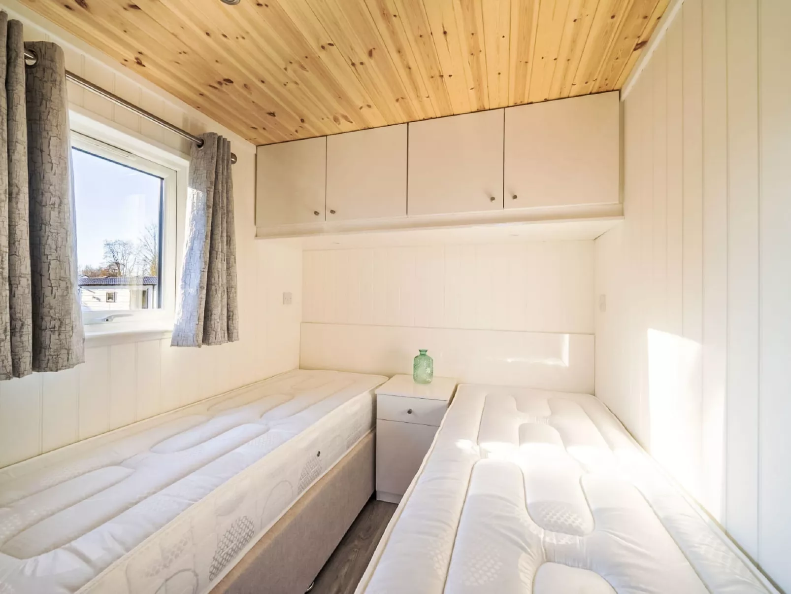 Tiny Lodge 4-Binnen