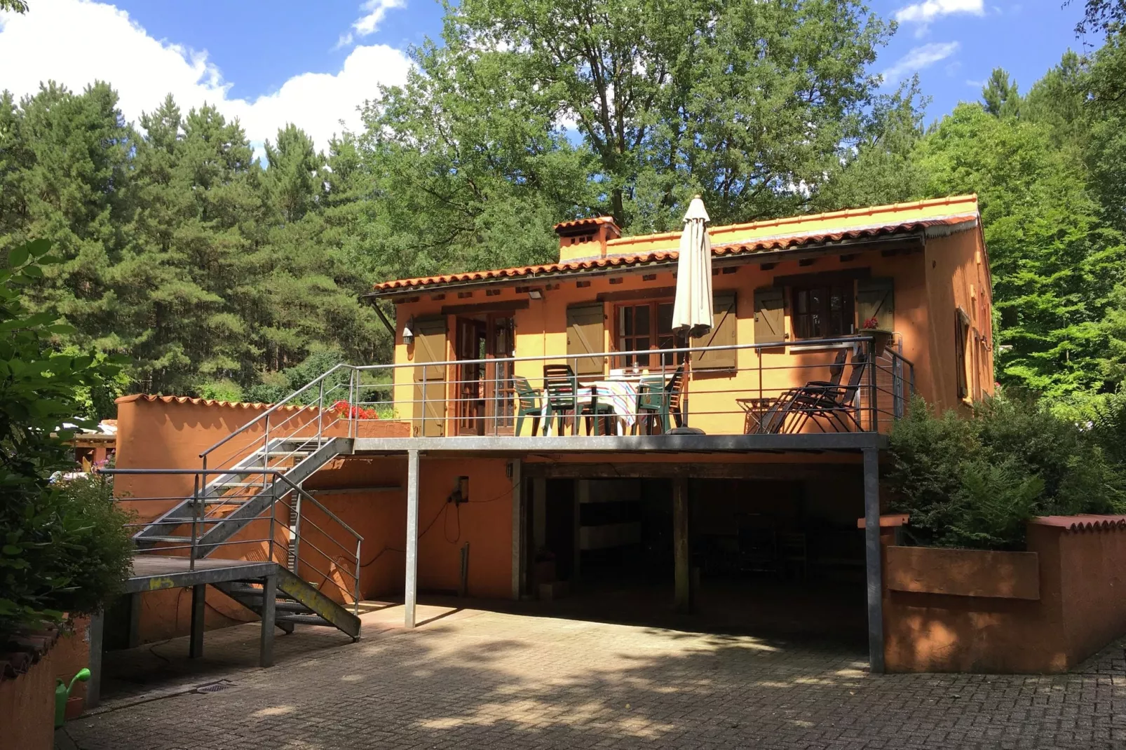 Streekbossen-Buitenkant zomer