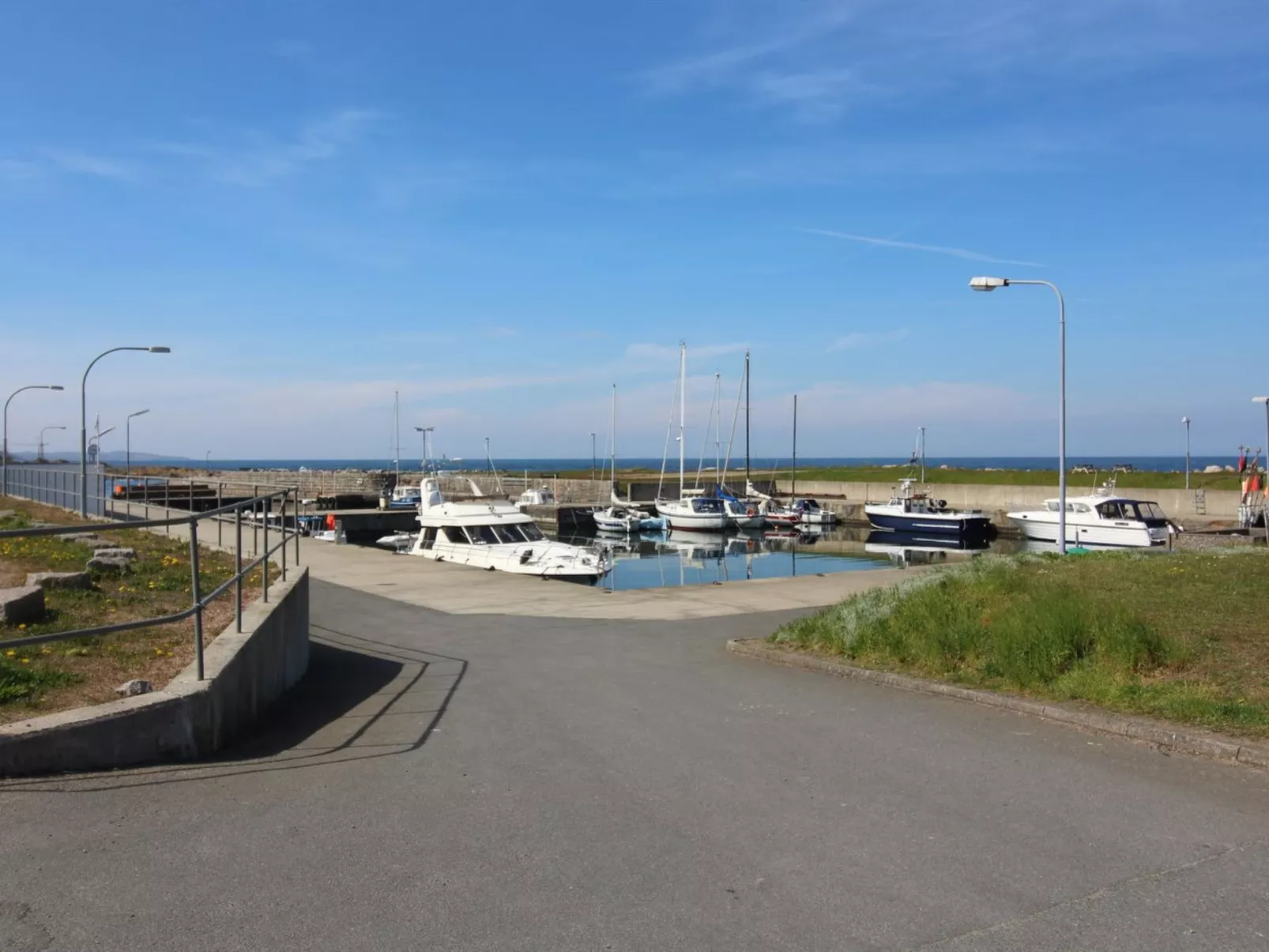 "Tuovi" - 47m from the sea-Buiten