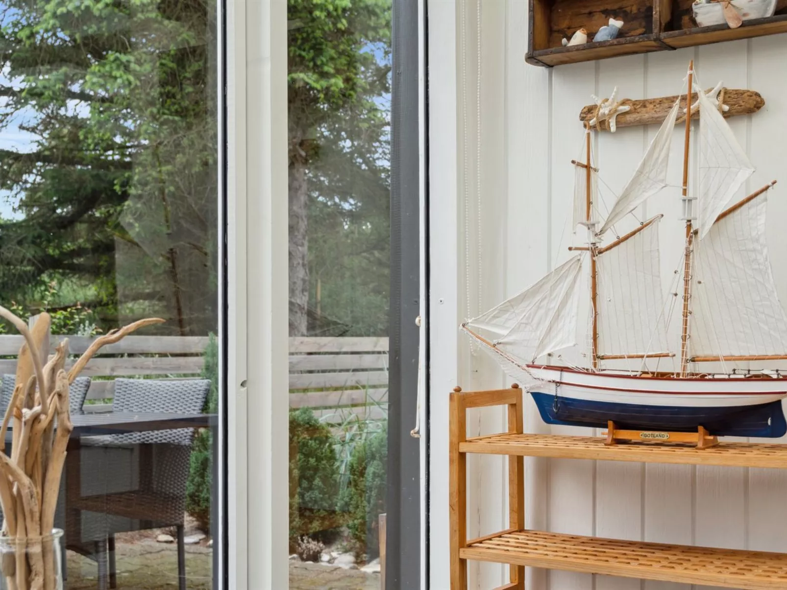 "Ilkka" - 2.1km from the sea-Binnen
