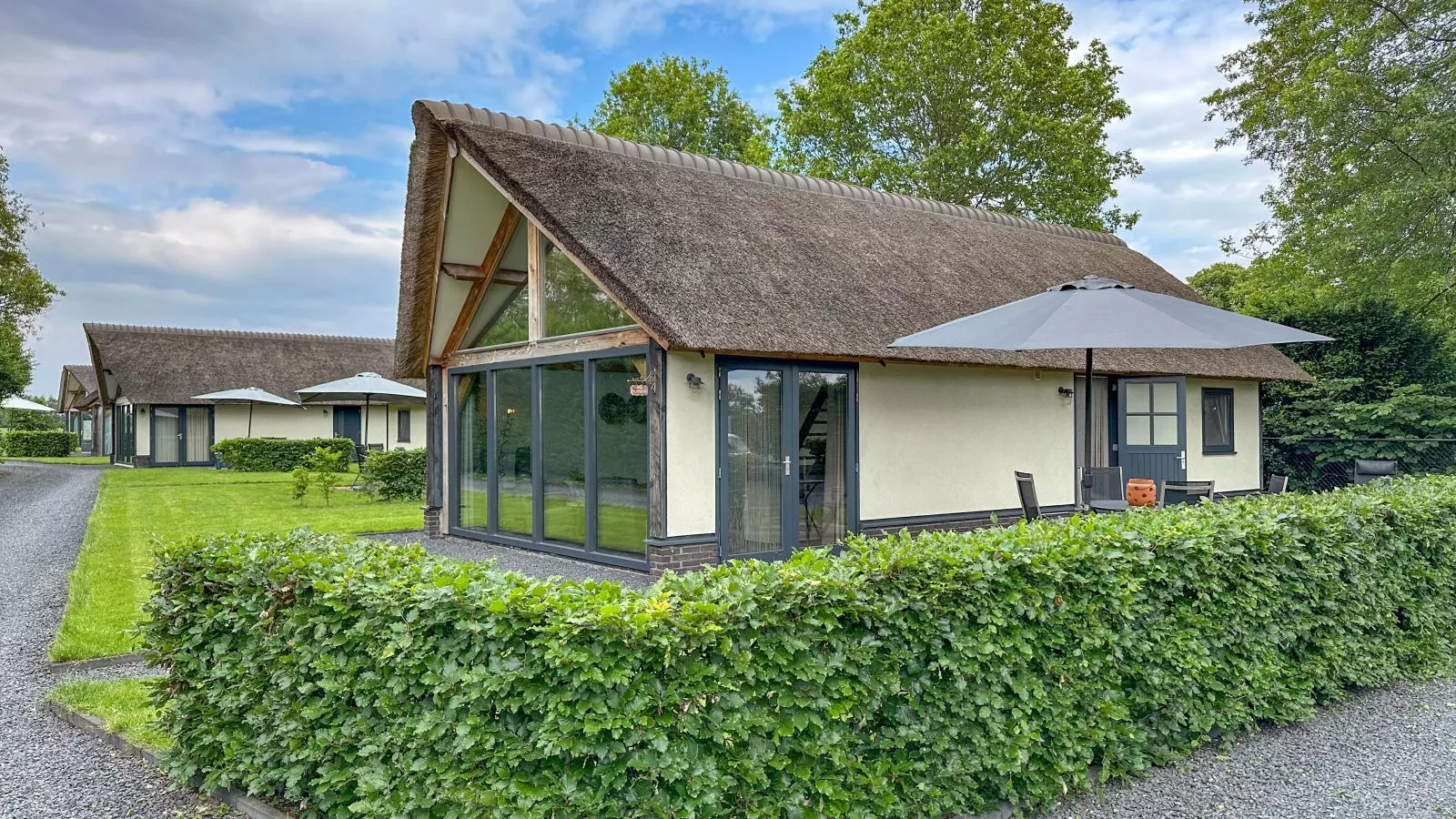 Villa Brocante-Buitenkant zomer