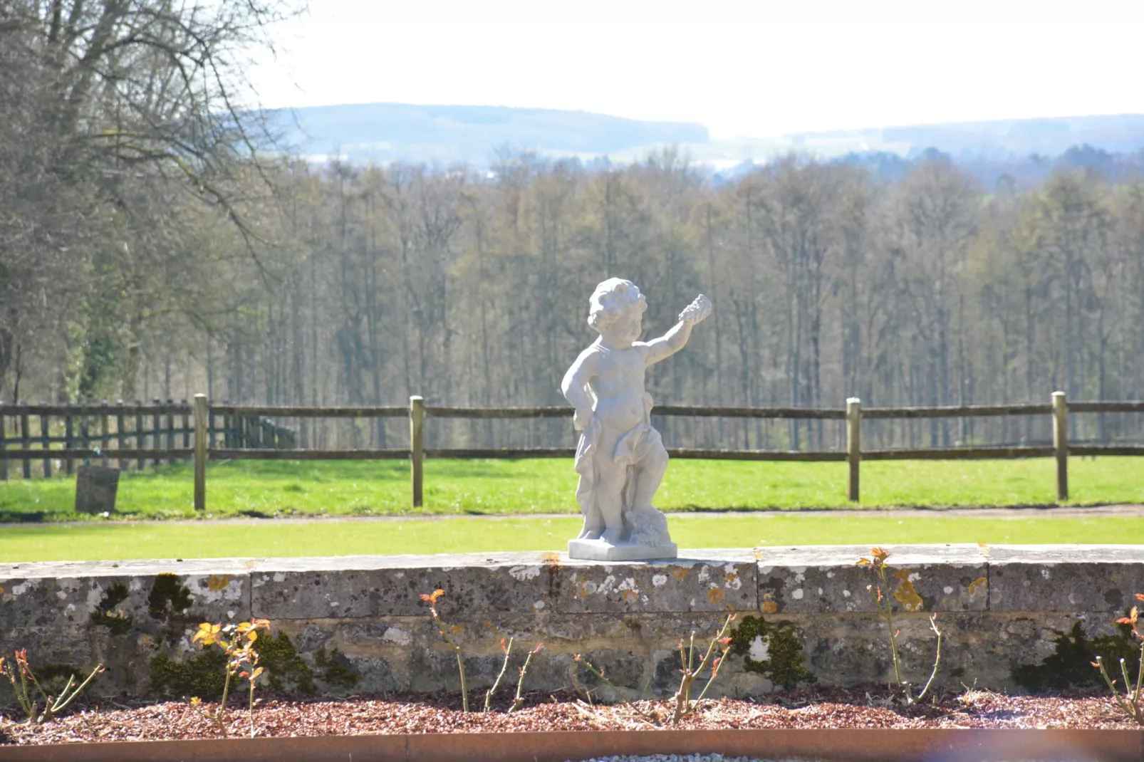 La Cour de Himbe-Sfeer