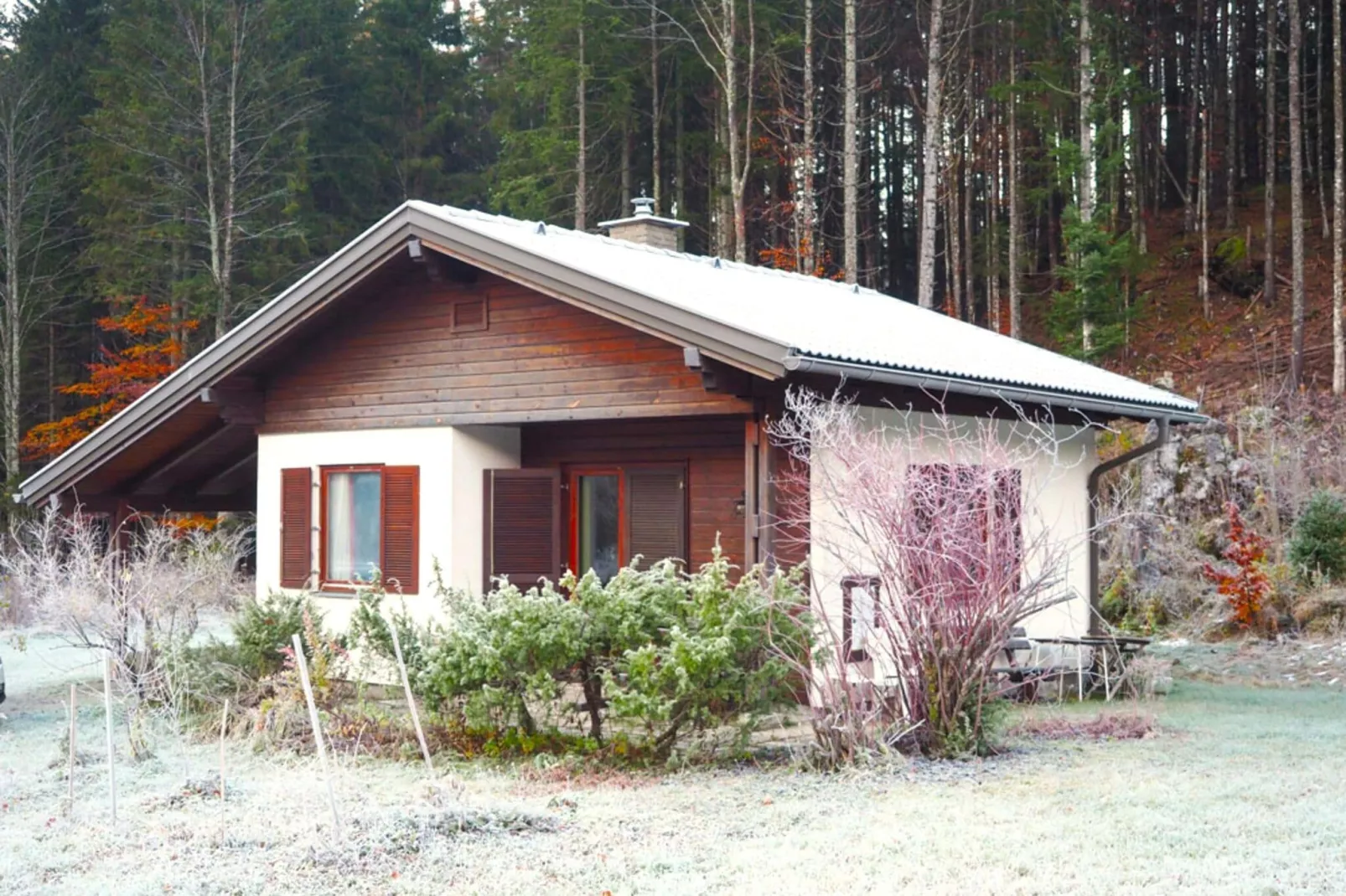 	 Ferienhaus Bodental-Buitenkant zomer