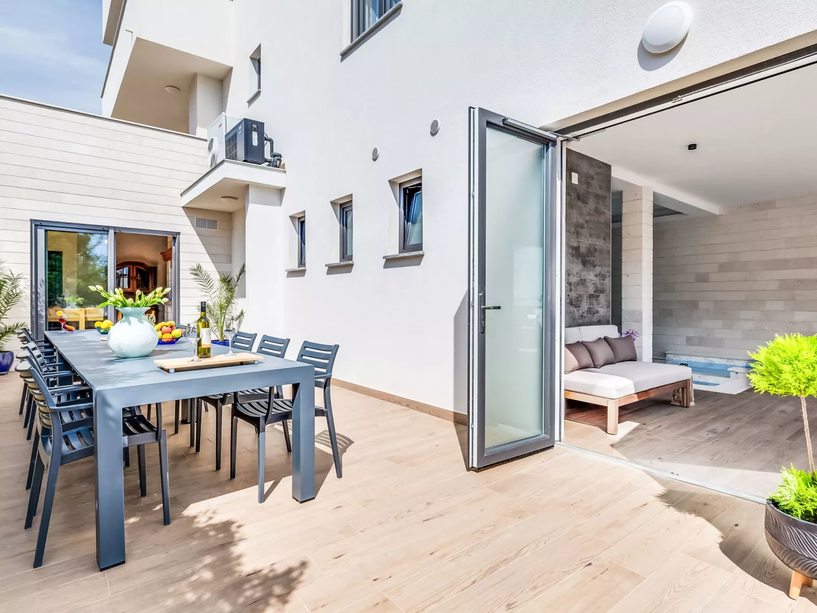 Luxury Villa Terra Maiorum-Buiten