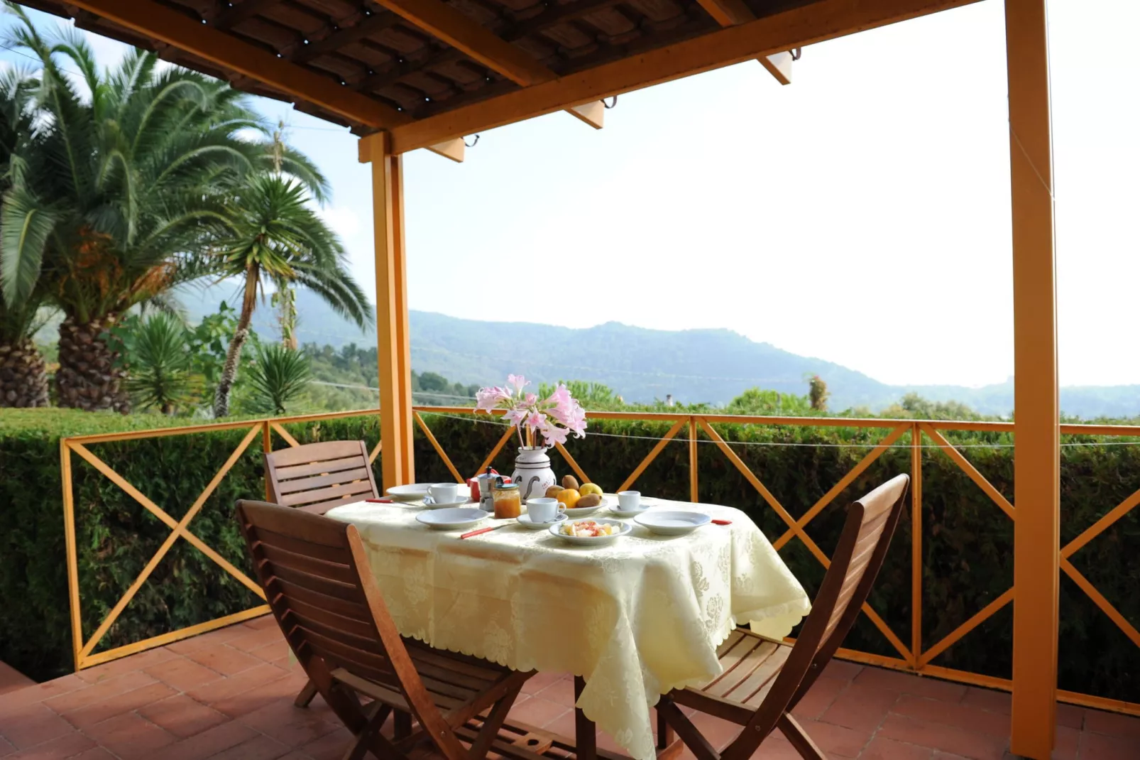 Casa Bella-Tuinen zomer