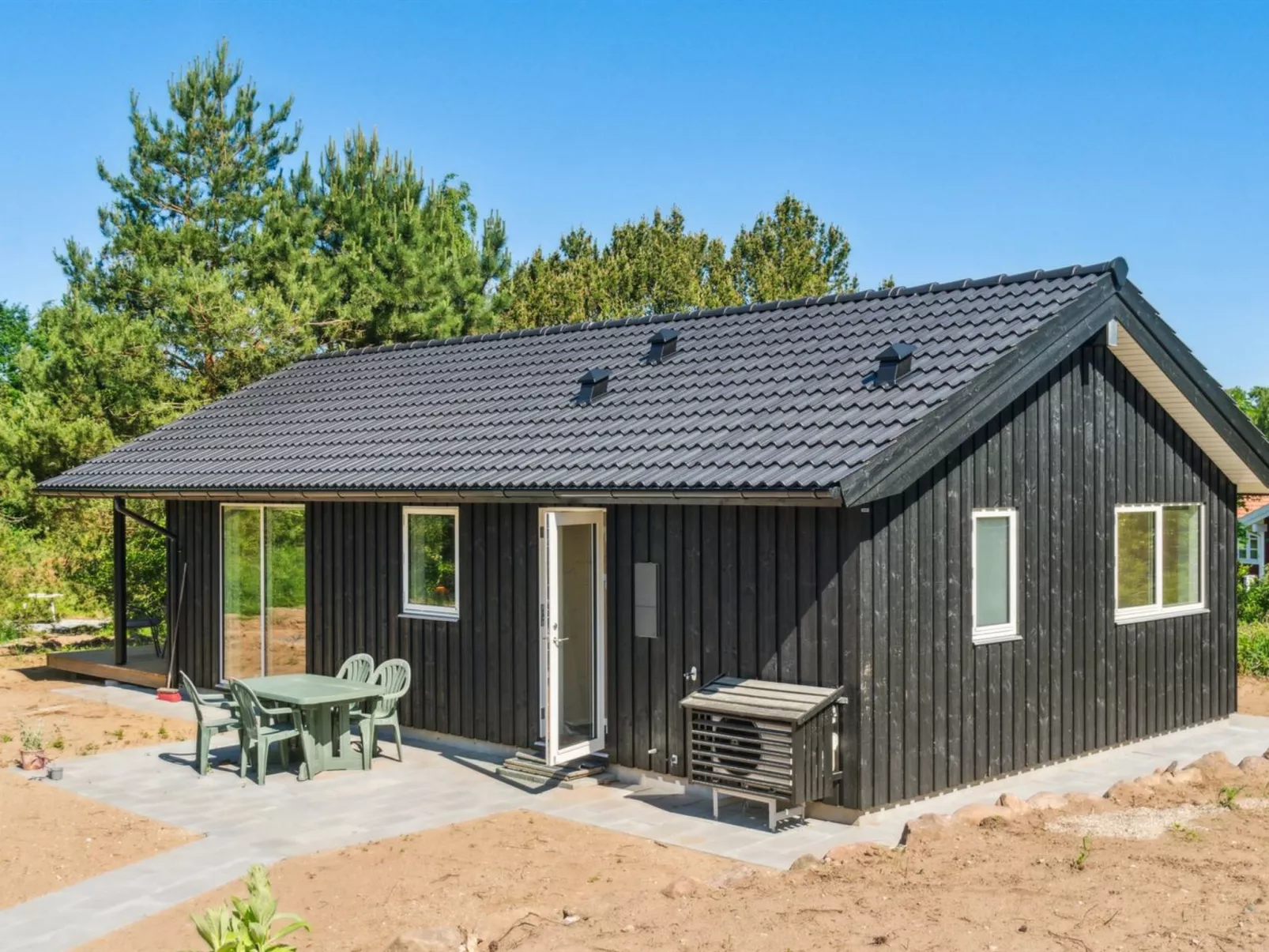 "Vojdan" - 600m from the sea-Binnen