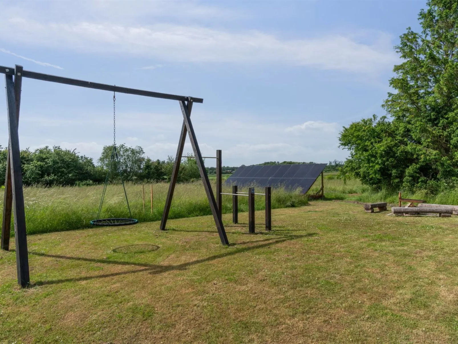 "Ieva" - 3.9km from the sea-Buiten
