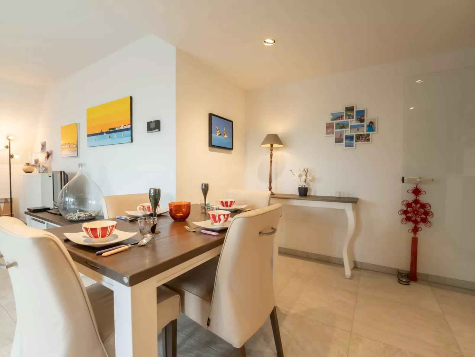 Cosy - bright top floor appartment-Binnen