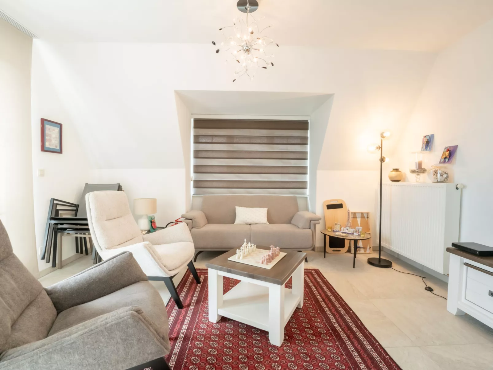Cosy - bright top floor appartment-Binnen