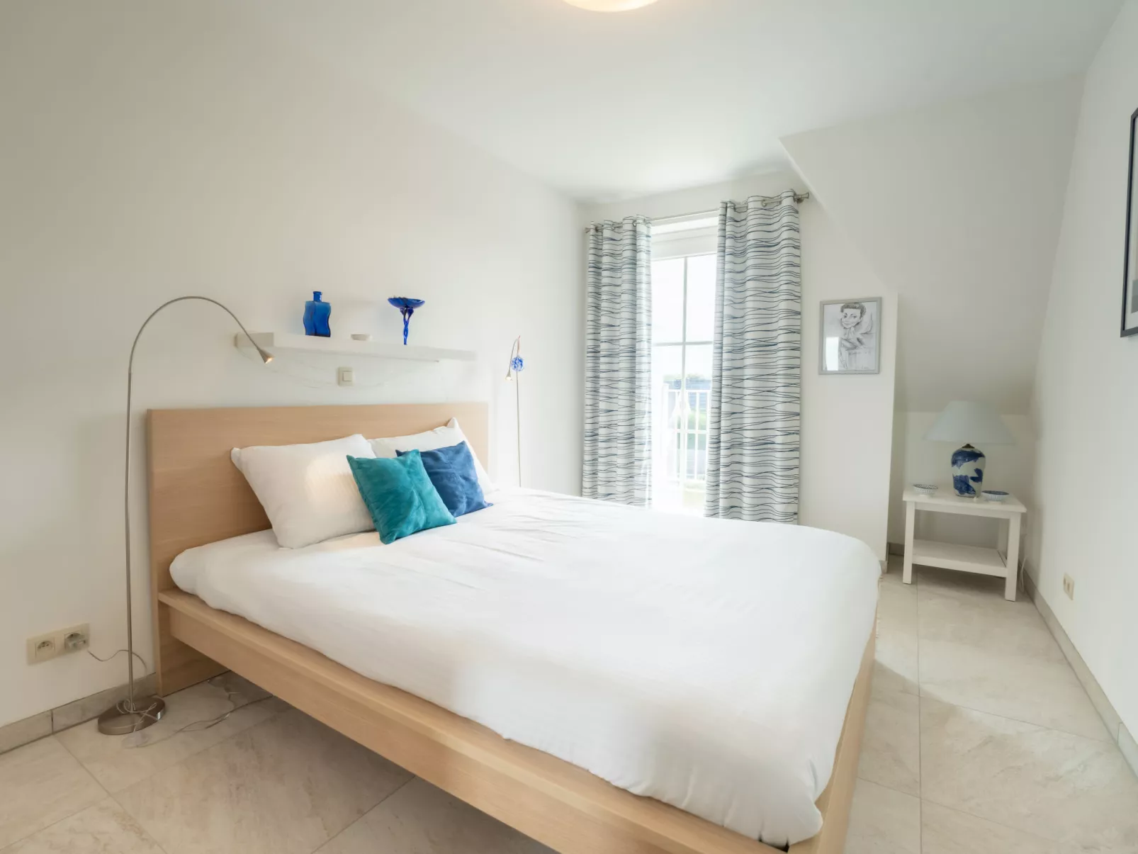 Cosy - bright top floor appartment-Binnen