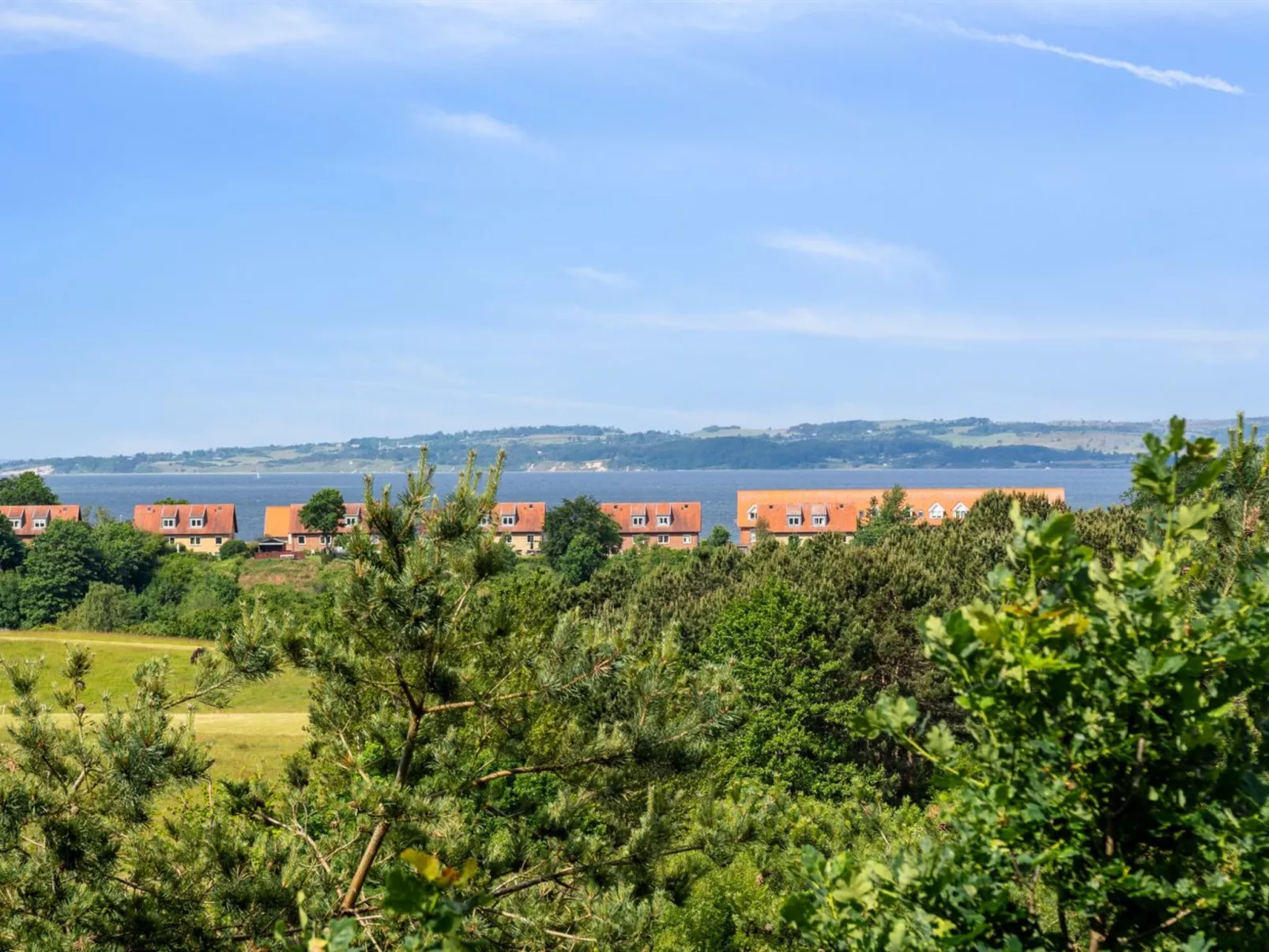 "Lynne" - 1km from the sea-Buiten