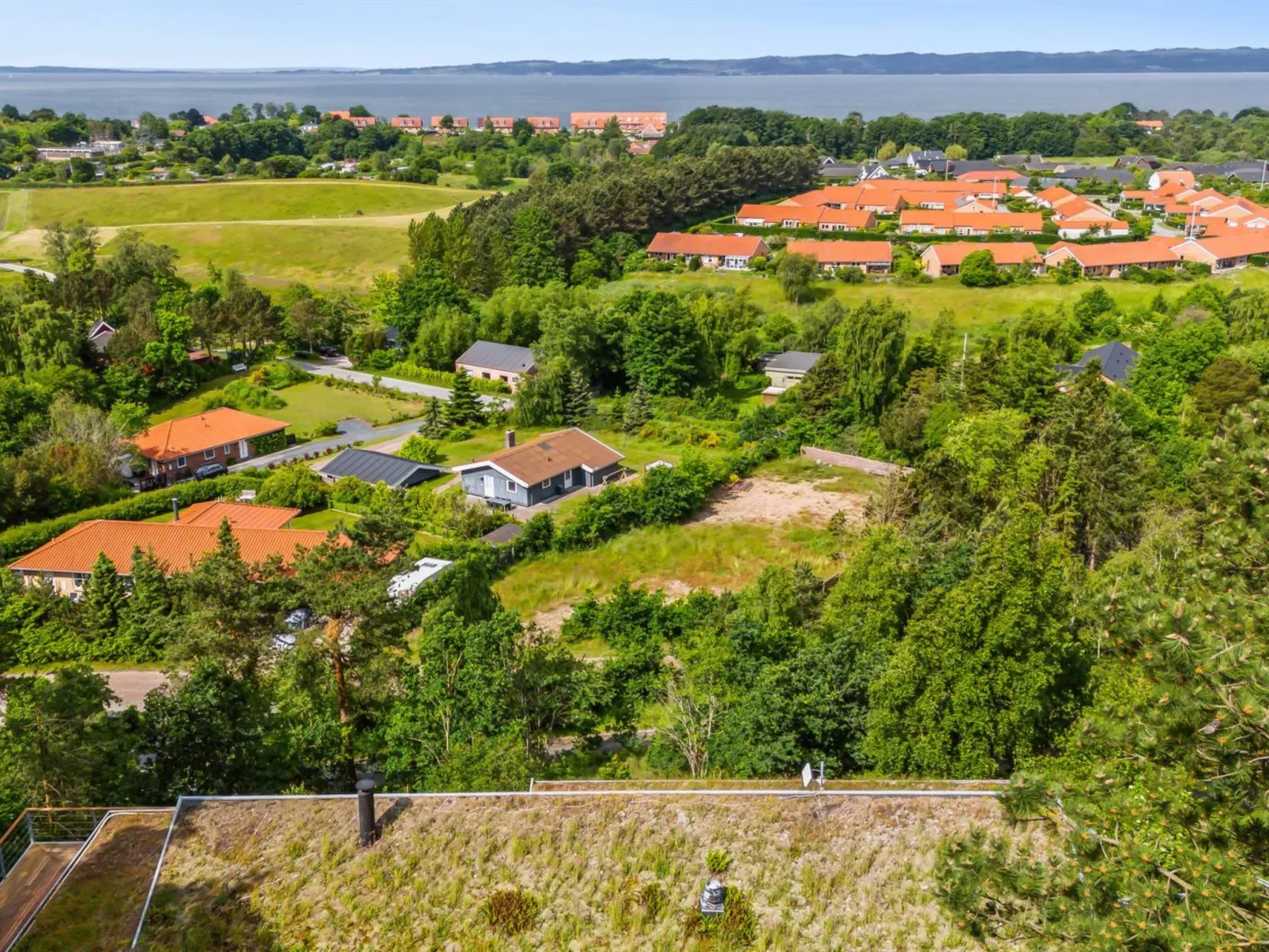 "Lynne" - 1km from the sea-Buiten
