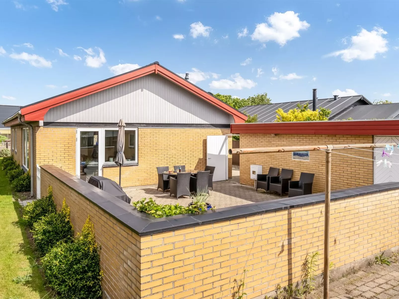 "Elika" - 1.5km from the sea-Buiten