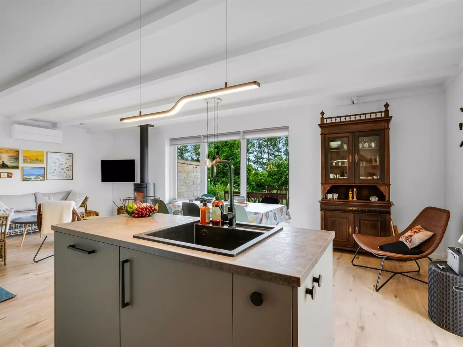 "Othinkarl" - 1km from the sea-Buiten