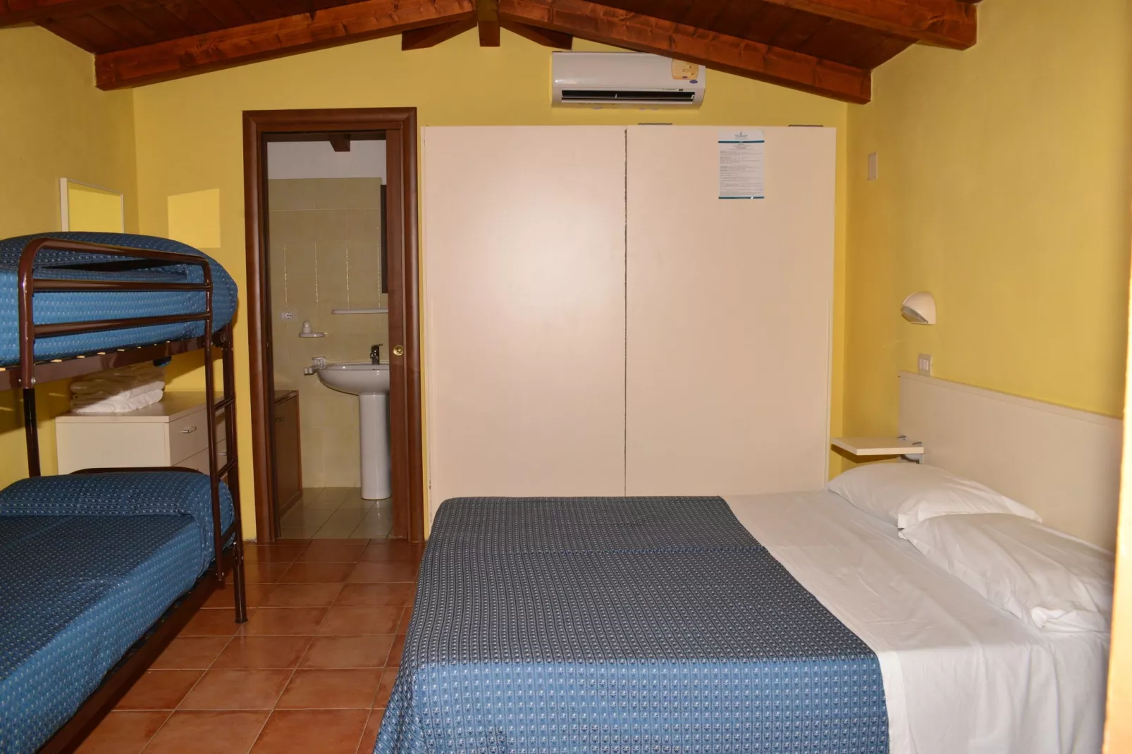 Resort Baia del Silenzio 1 - Type Mono Superior 4 pax-Woonkamer
