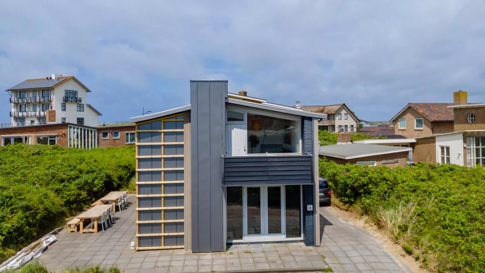 Beachhouse II-Buitenkant zomer