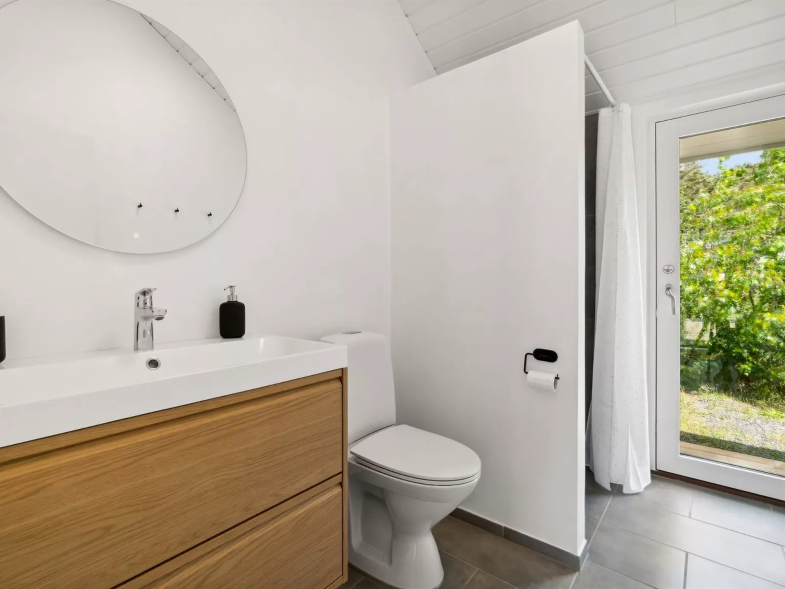 "Greta" - 200m from the sea-Buiten