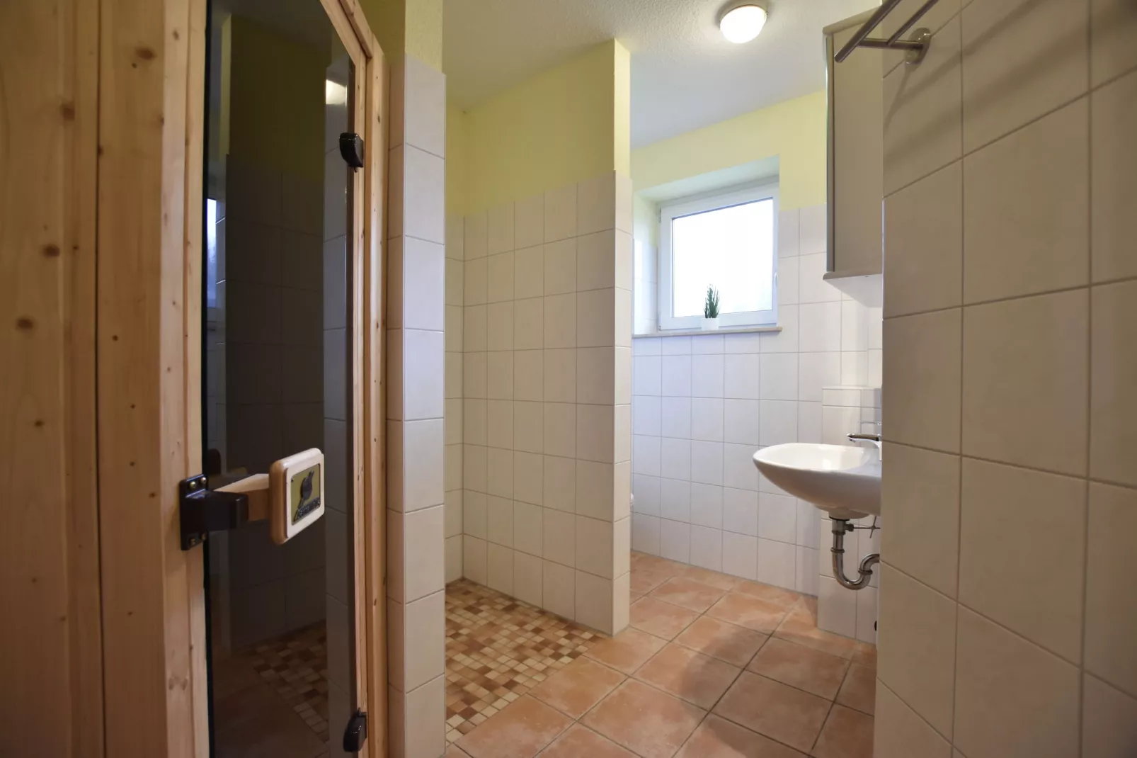 Ferienhaus für Gruppen Z5-Badkamer