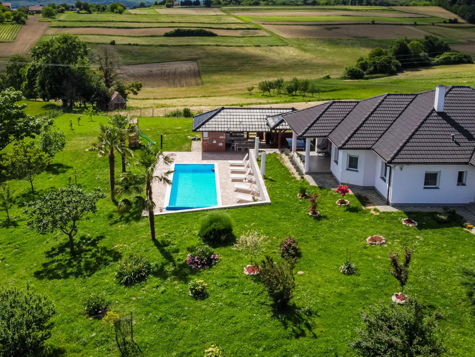 Countryside estate-Buiten