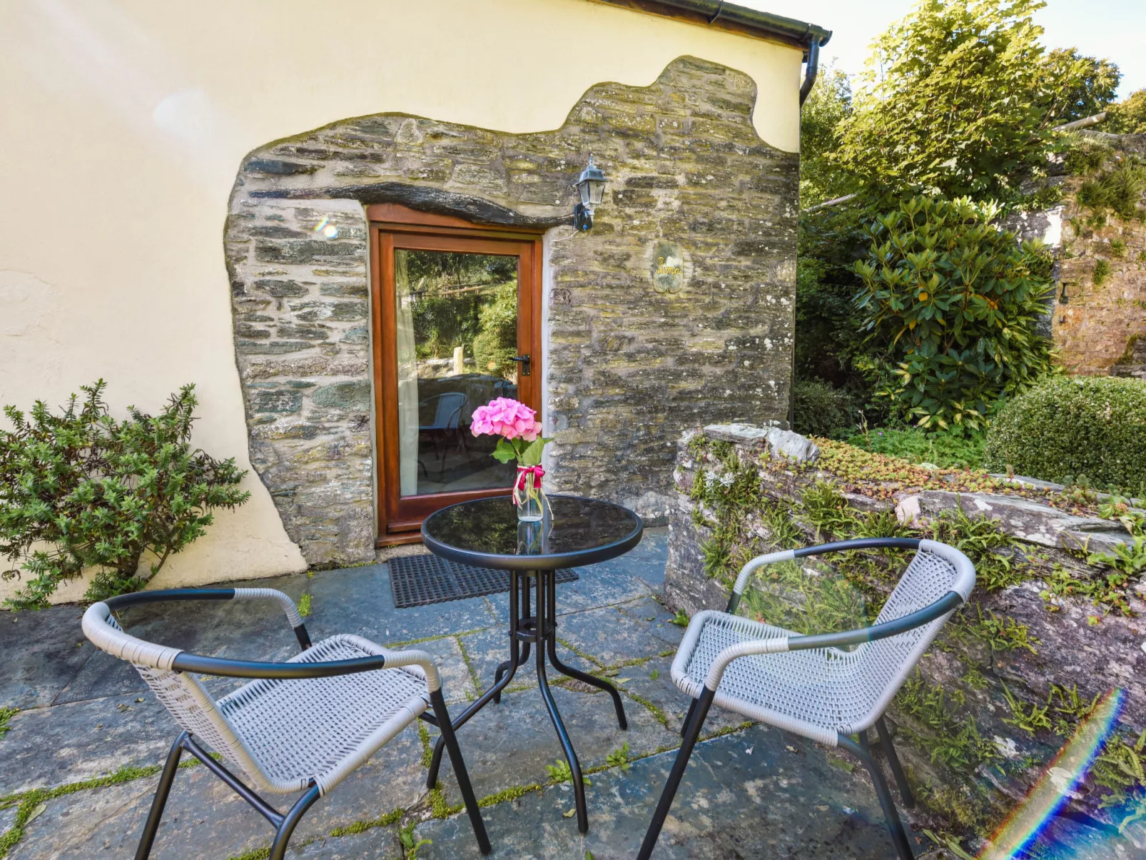Pump Cottage-Buiten
