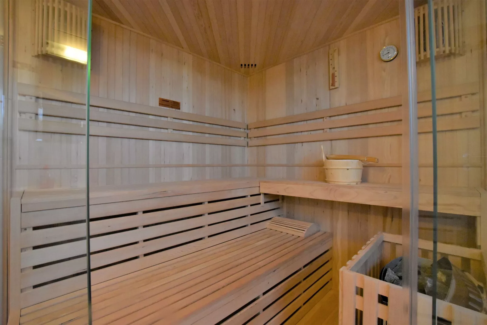 Haus am Salzhaff mit Sauna - für Familien und Wassersportler-Wellness