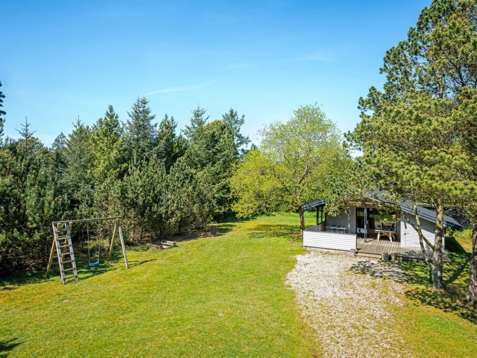 "Borghild" - 1.5km from the sea-Buiten