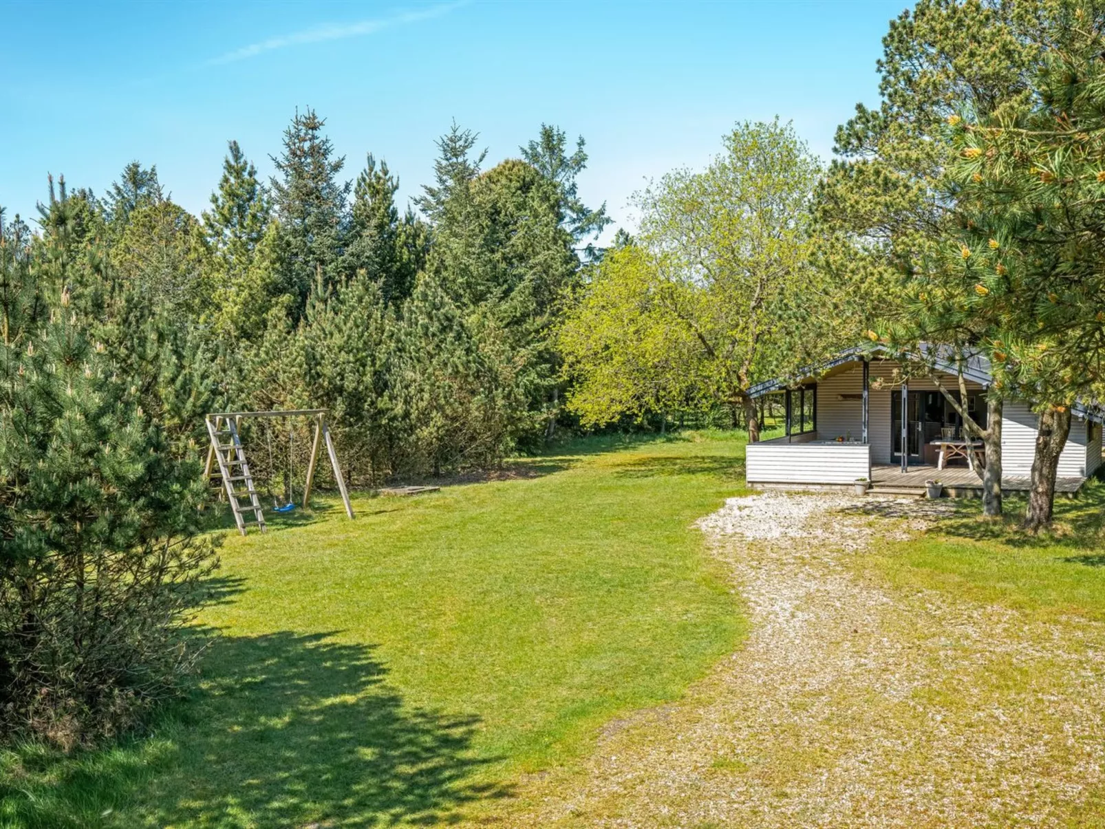 "Borghild" - 1.5km from the sea-Buiten