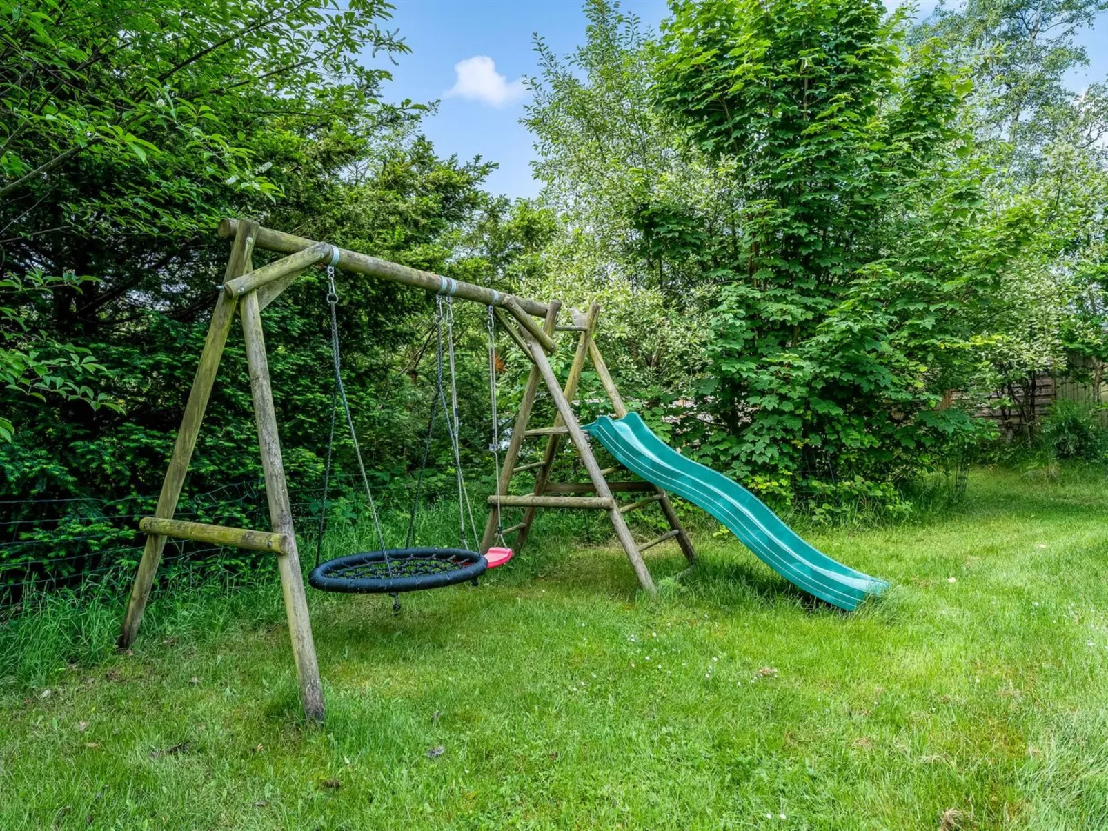 "Krum" - 250m from the sea-Buiten