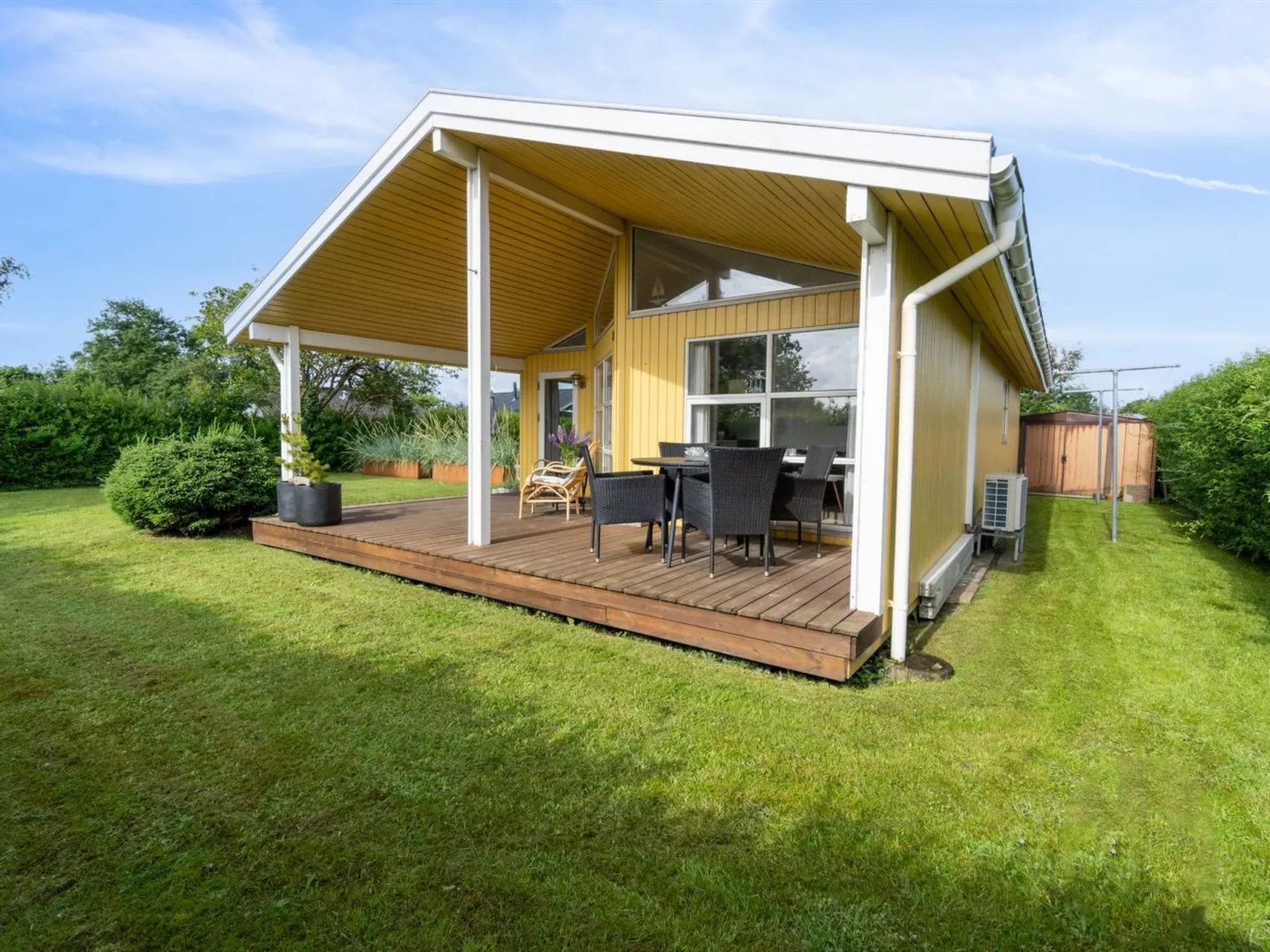 "Donar" - 80m from the sea-Buiten