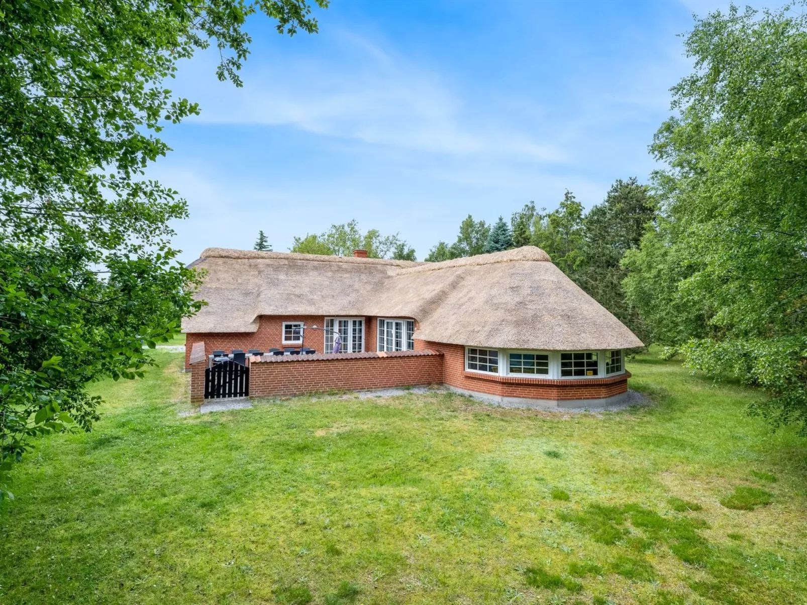 "Rajka" - 800m from the sea-Buiten