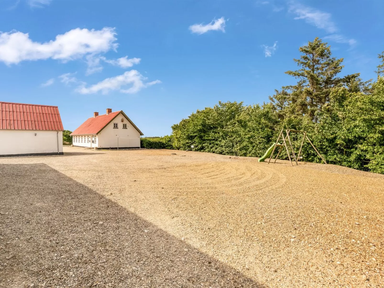 "Sune" - 6km from the sea-Buiten