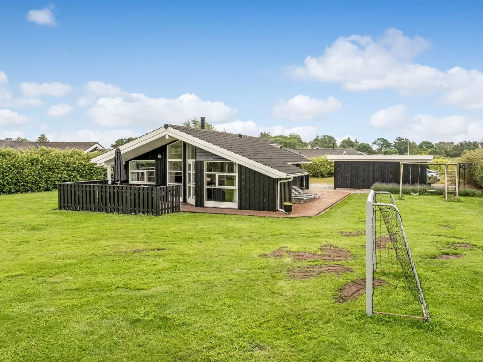 "Lyly" - 400m from the sea-Buiten