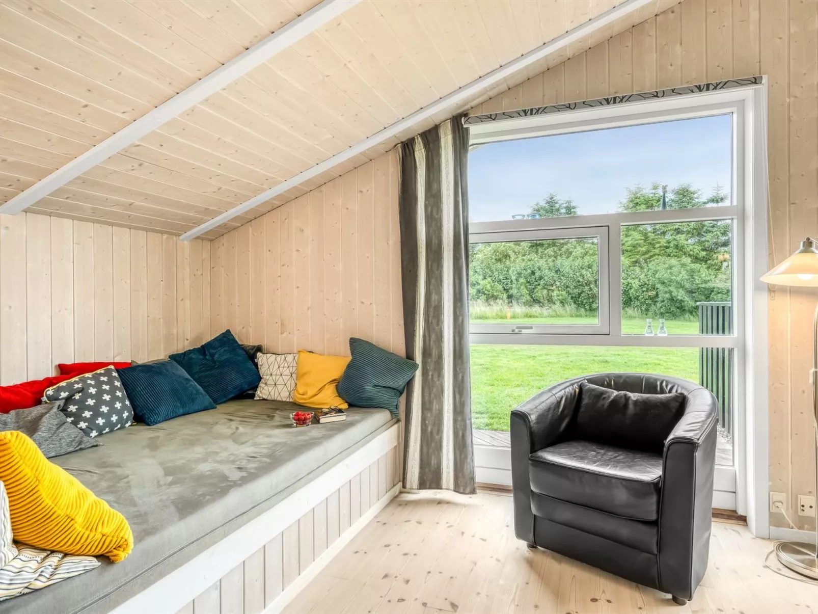 "Lyly" - 400m from the sea-Binnen