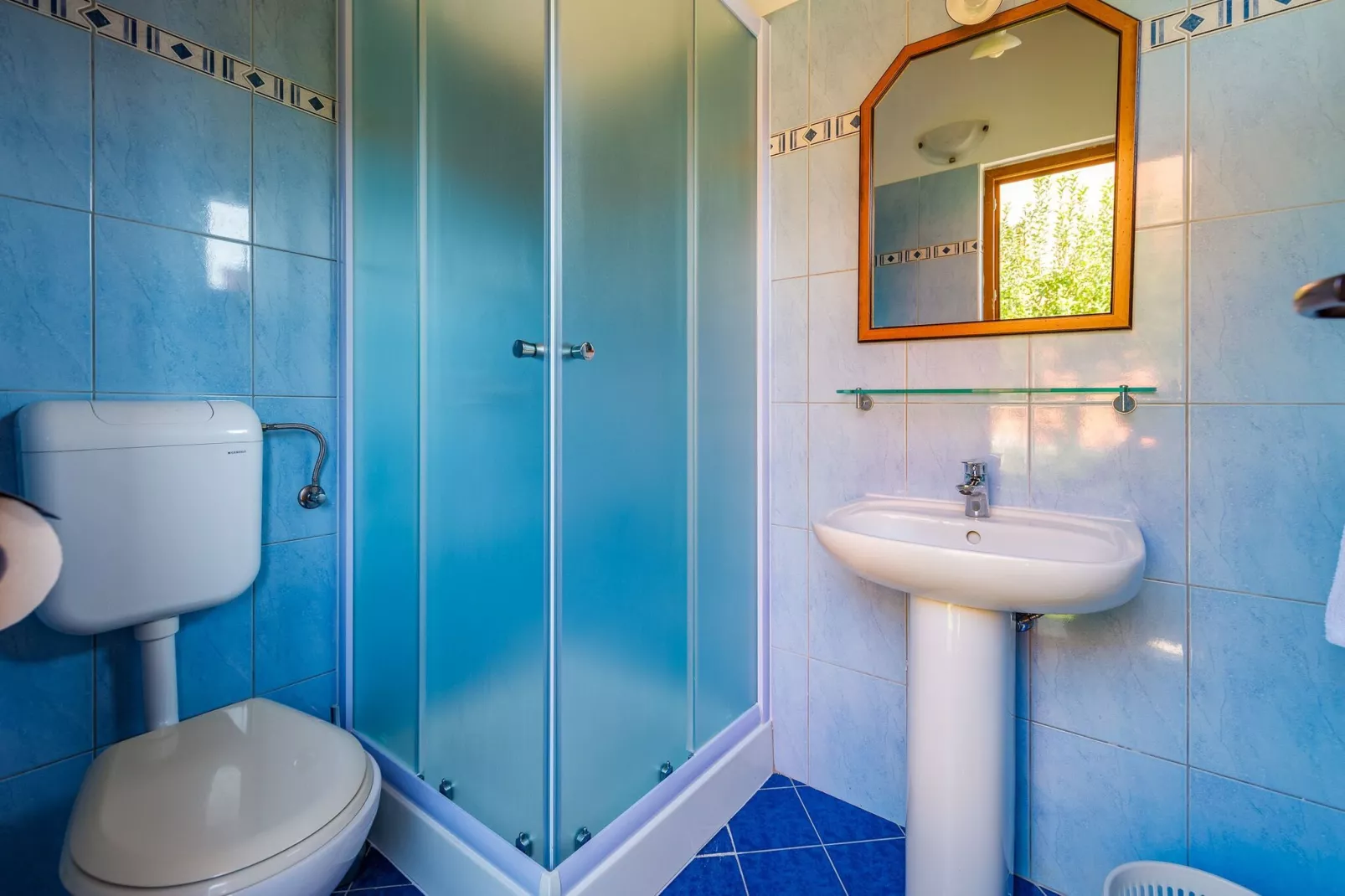 Villa Bacio-Badkamer