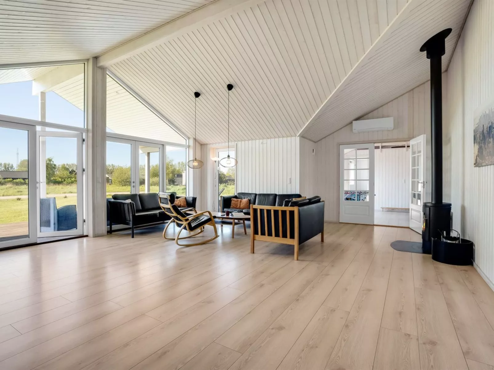 "Kiersten" - 800m from the sea-Buiten