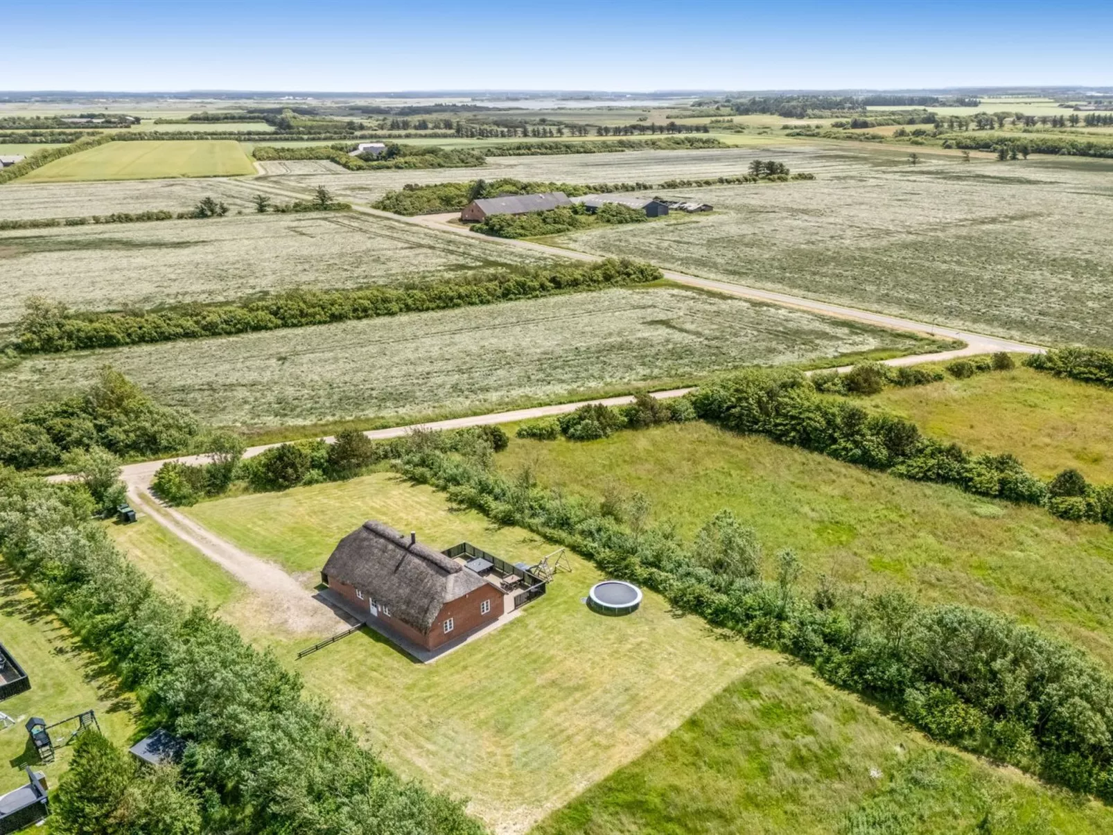 "Birette" - 1.2km from the sea-Buiten