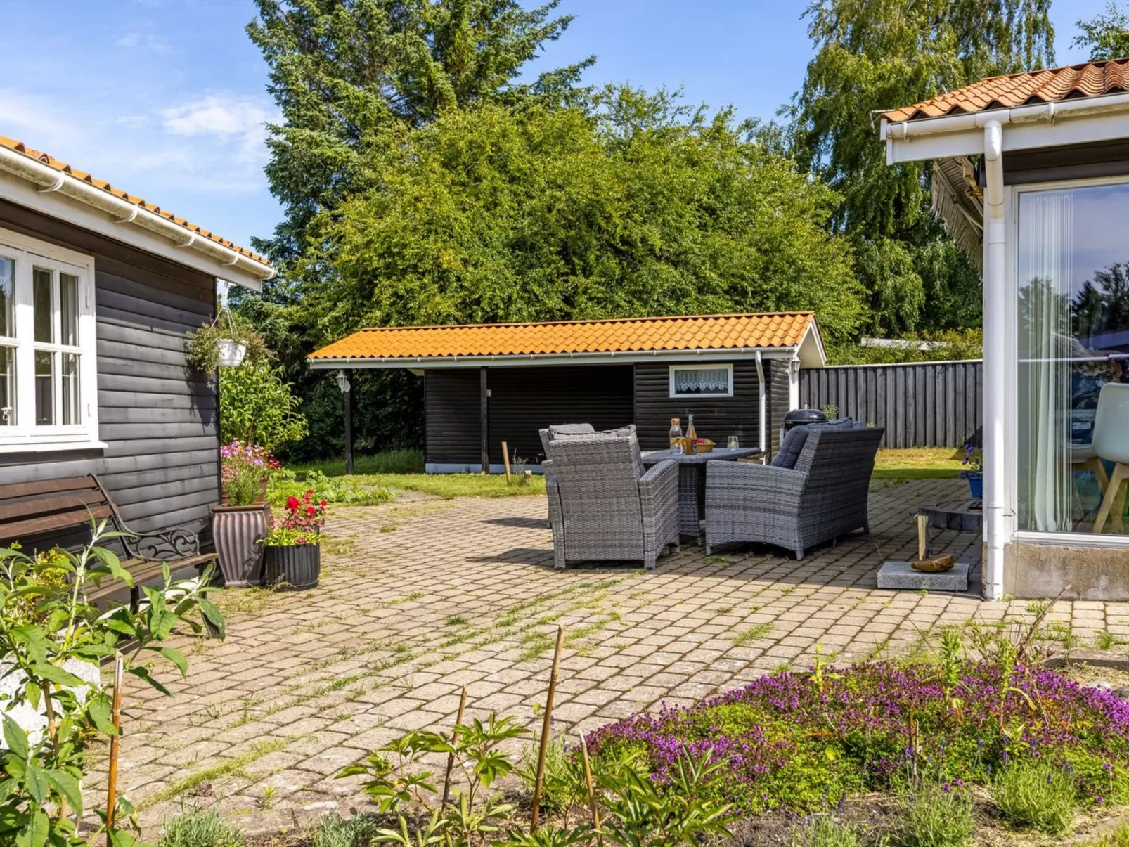 "Senja" - 450m from the sea-Buiten
