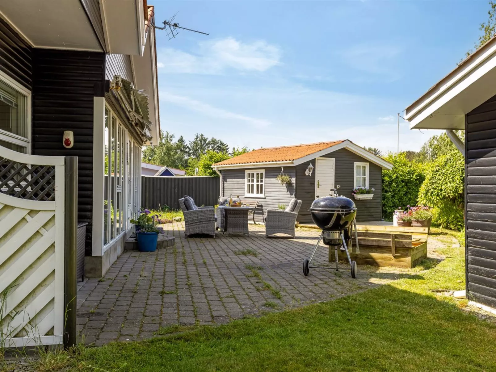 "Senja" - 450m from the sea-Buiten