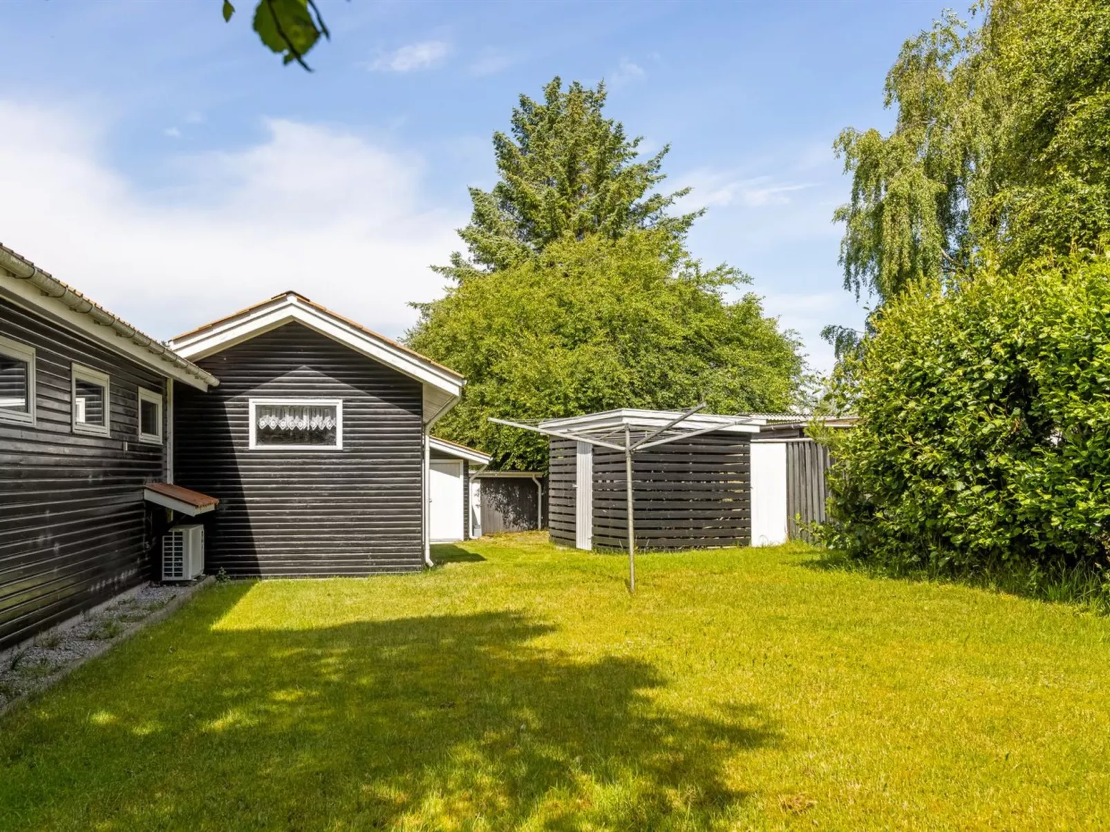 "Senja" - 450m from the sea-Buiten