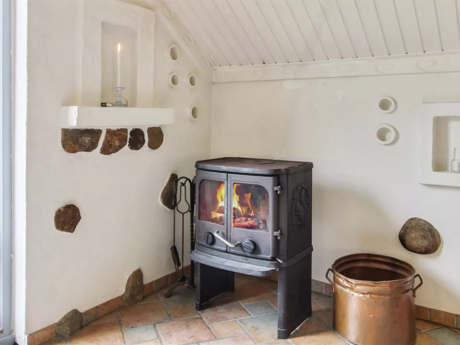 "Ofrath" - 30km from the sea-Binnen