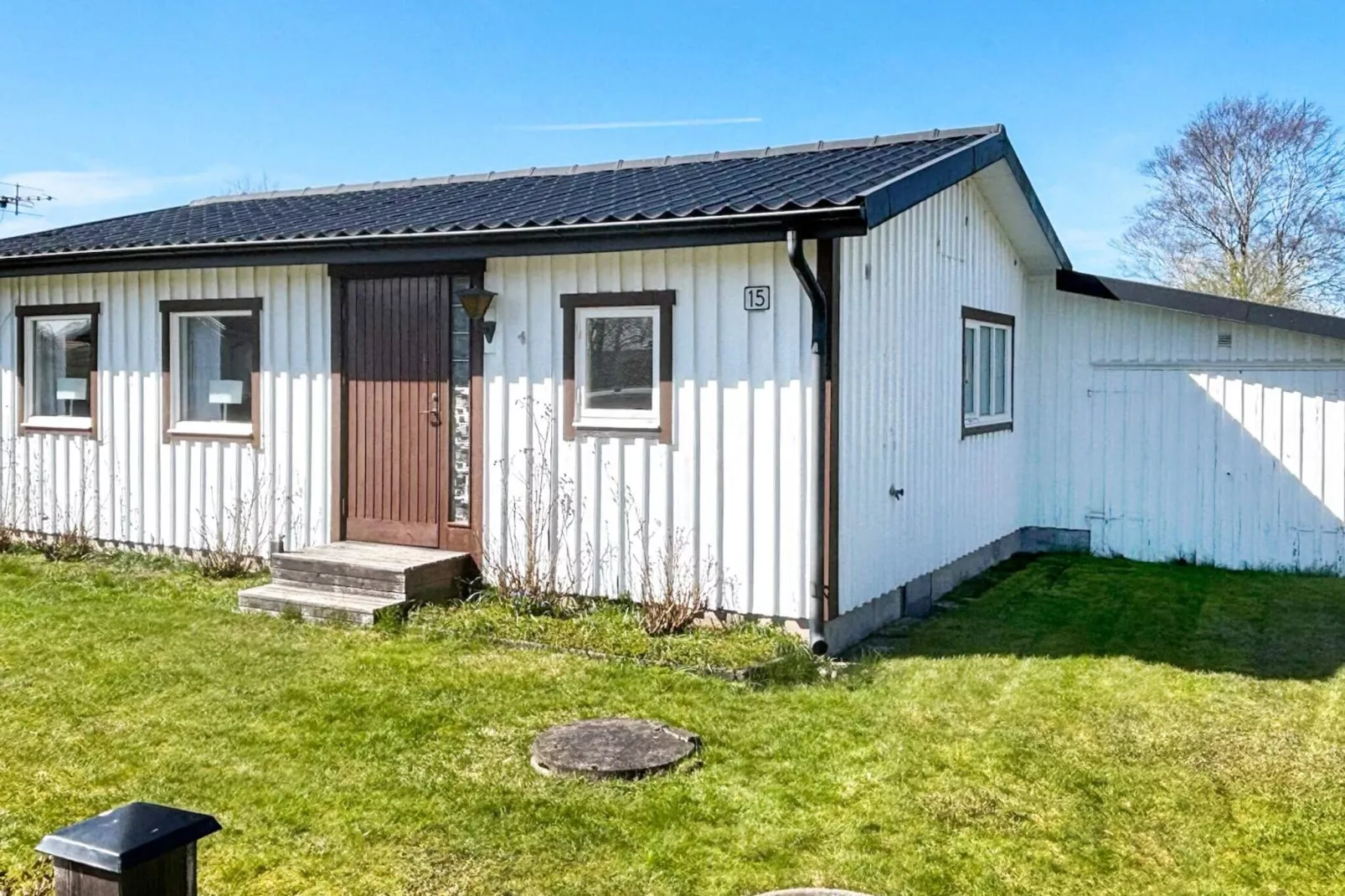 Welcoming cottage near the sea-Buitenlucht