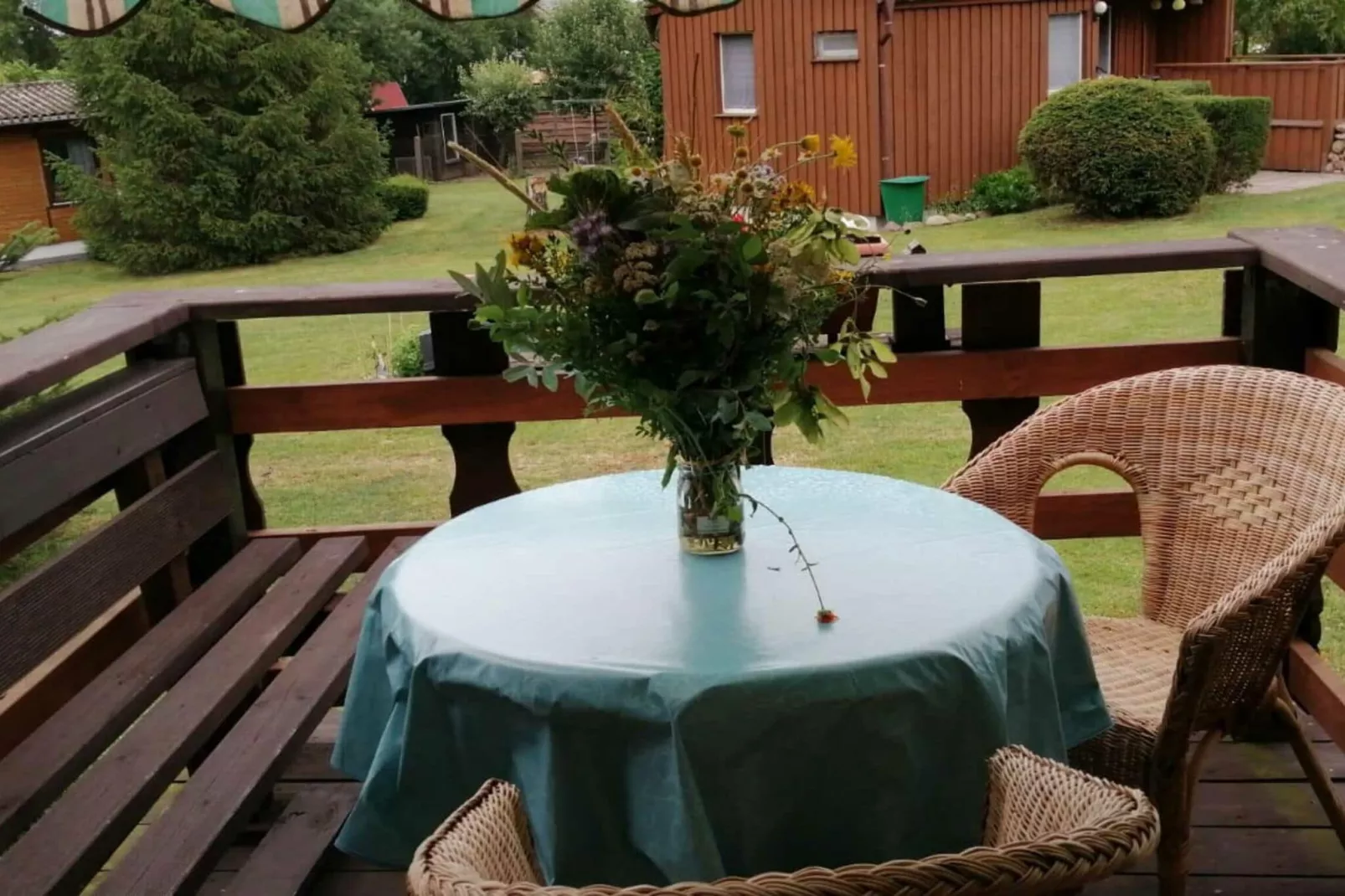 Bungalowanlage Gänseblümchen 1-Terrasbalkon