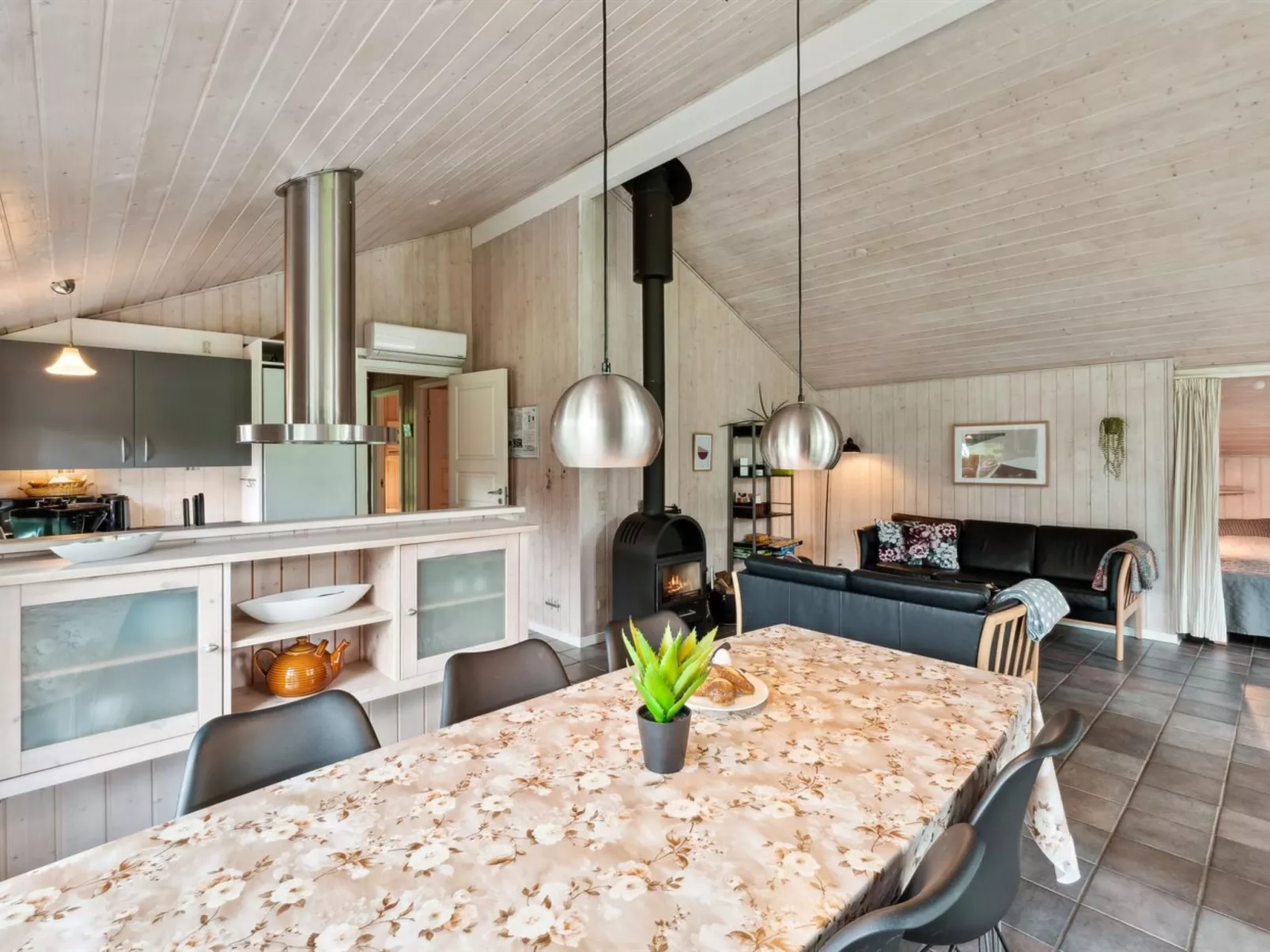 "Jette" - 30km from the sea-Buiten