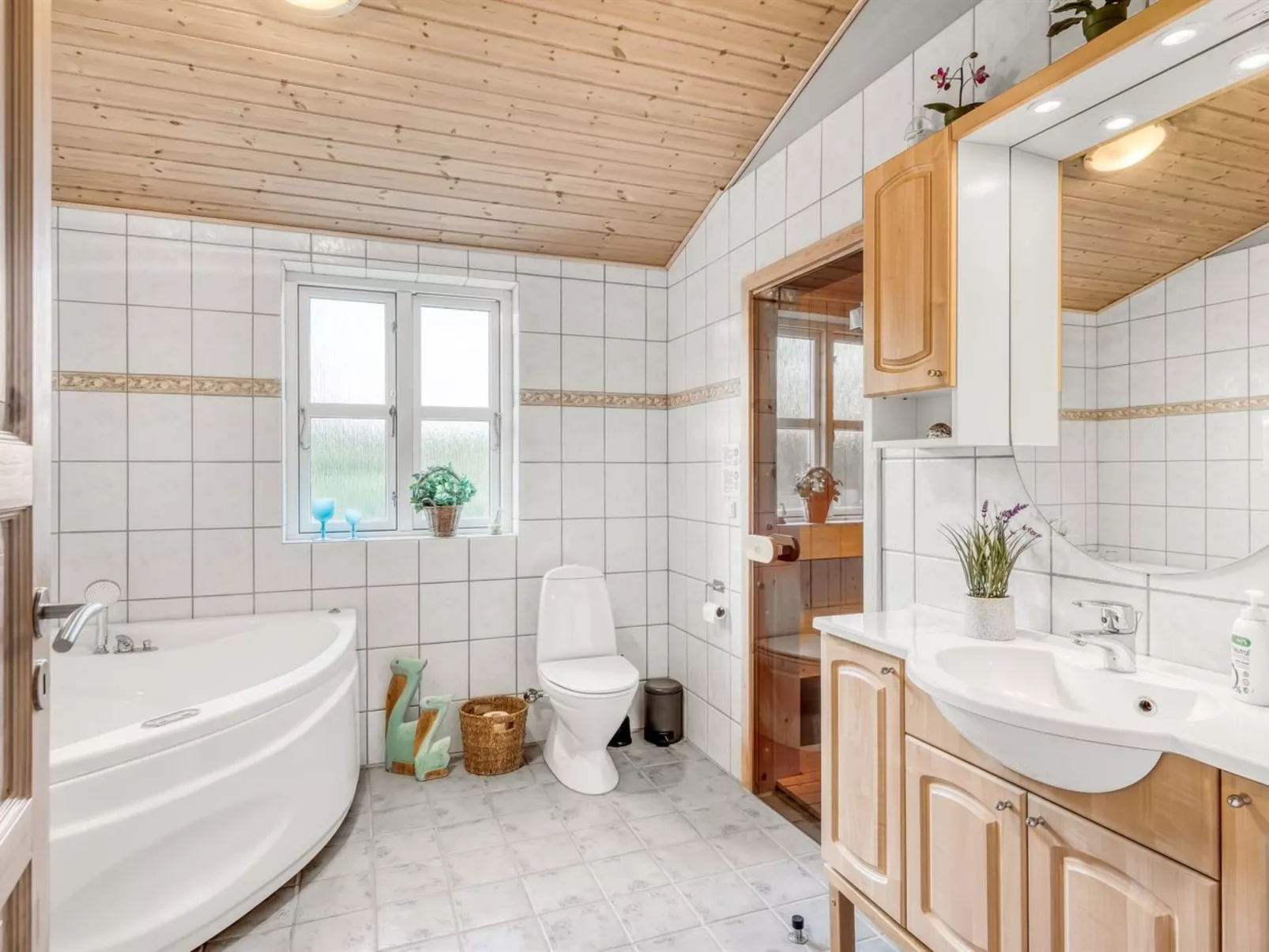 "Zölestine" -  from the sea-Binnen