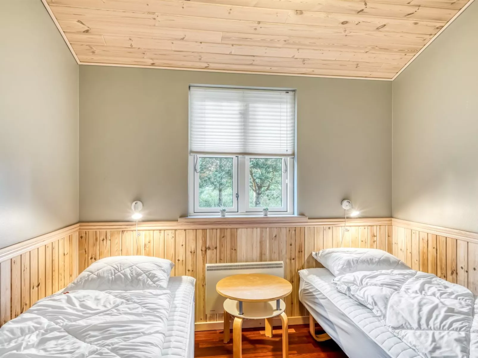 "Zölestine" -  from the sea-Binnen