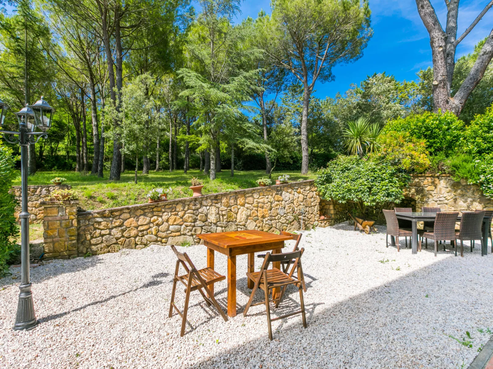 Montaleo-Buiten