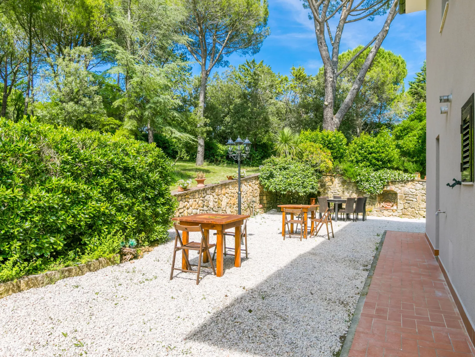 Montaleo-Buiten