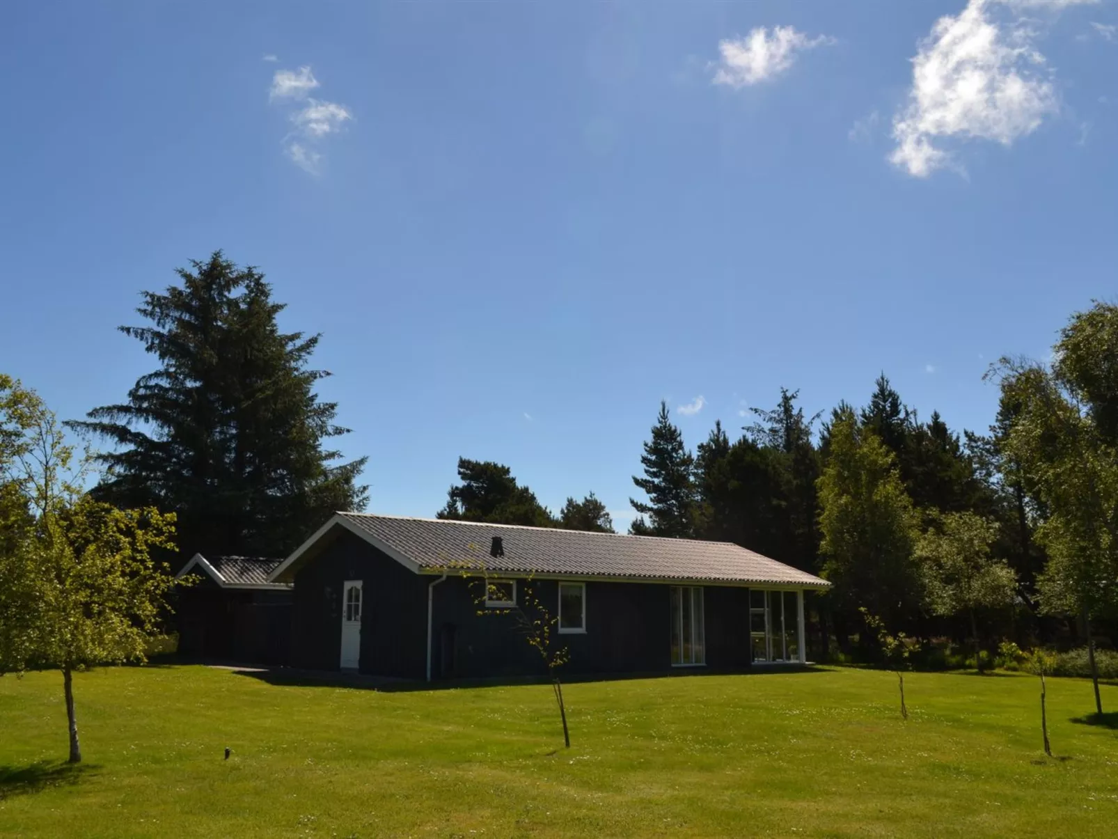 "Fiallar" - 3.2km from the sea-Buiten