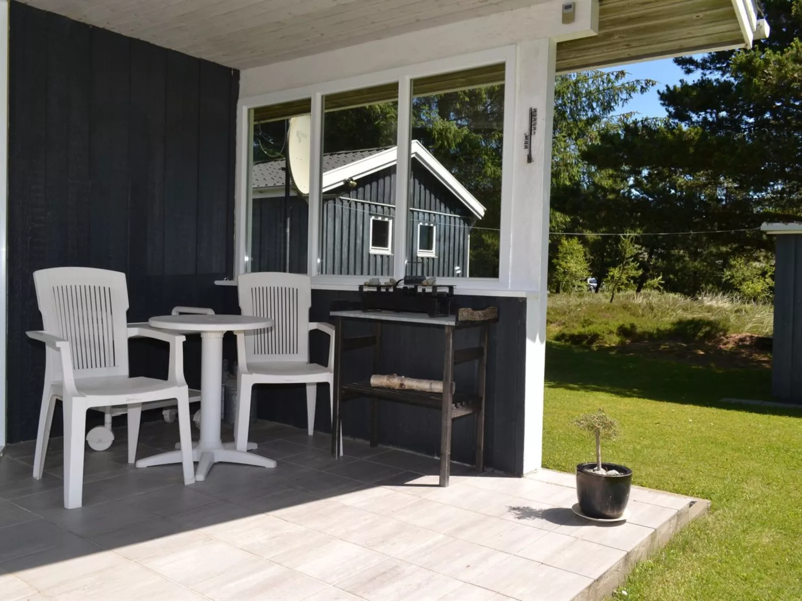 "Fiallar" - 3.2km from the sea-Buiten