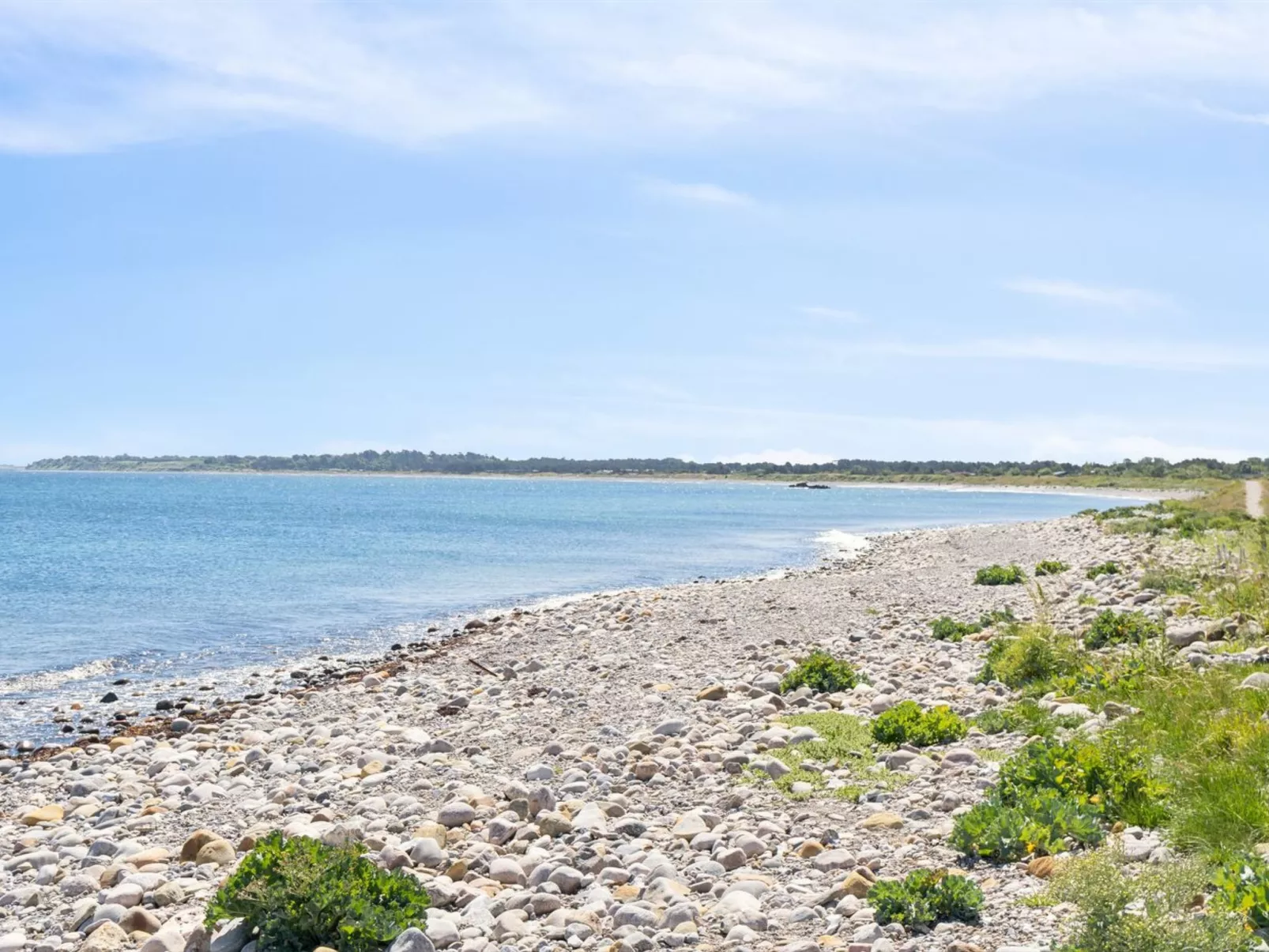 "Guthfast" - 50m from the sea-Buiten